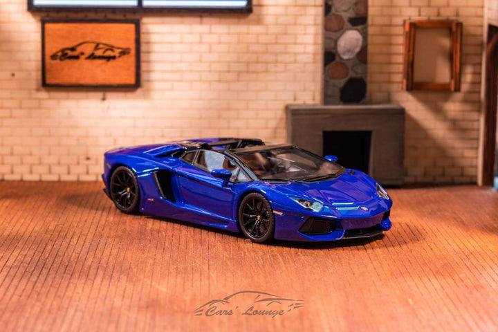 [Preorder] Car's Lounge 1:64 Aventador Roadster (LP-700)