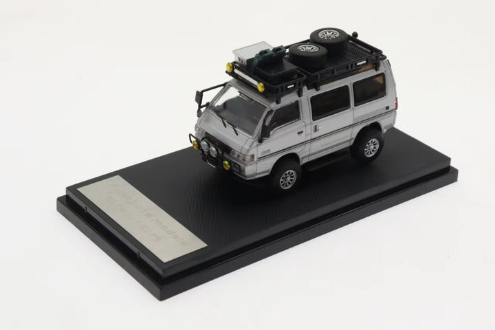 [Preorder] Autobots Models 1:64 Toyota Mitsubishi Delica Off-Road Version (5 Colors)