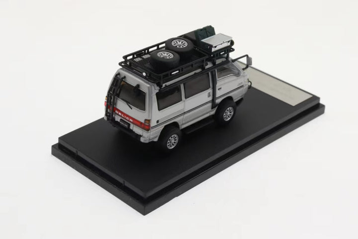 [Preorder] Autobots Models 1:64 Toyota Mitsubishi Delica Off-Road Version (5 Colors)