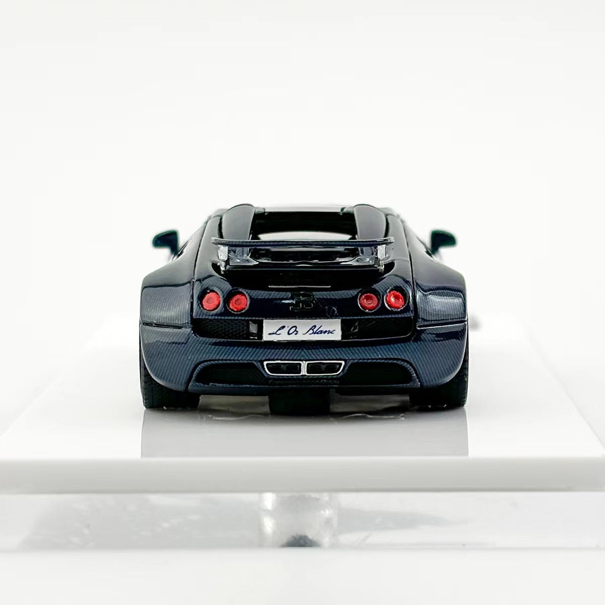 LJM 1/64 ブガッティ・ヴェイロン LJM Model 1:64 Bugatti Veyron Vitesse Blue Carbon – Horizon