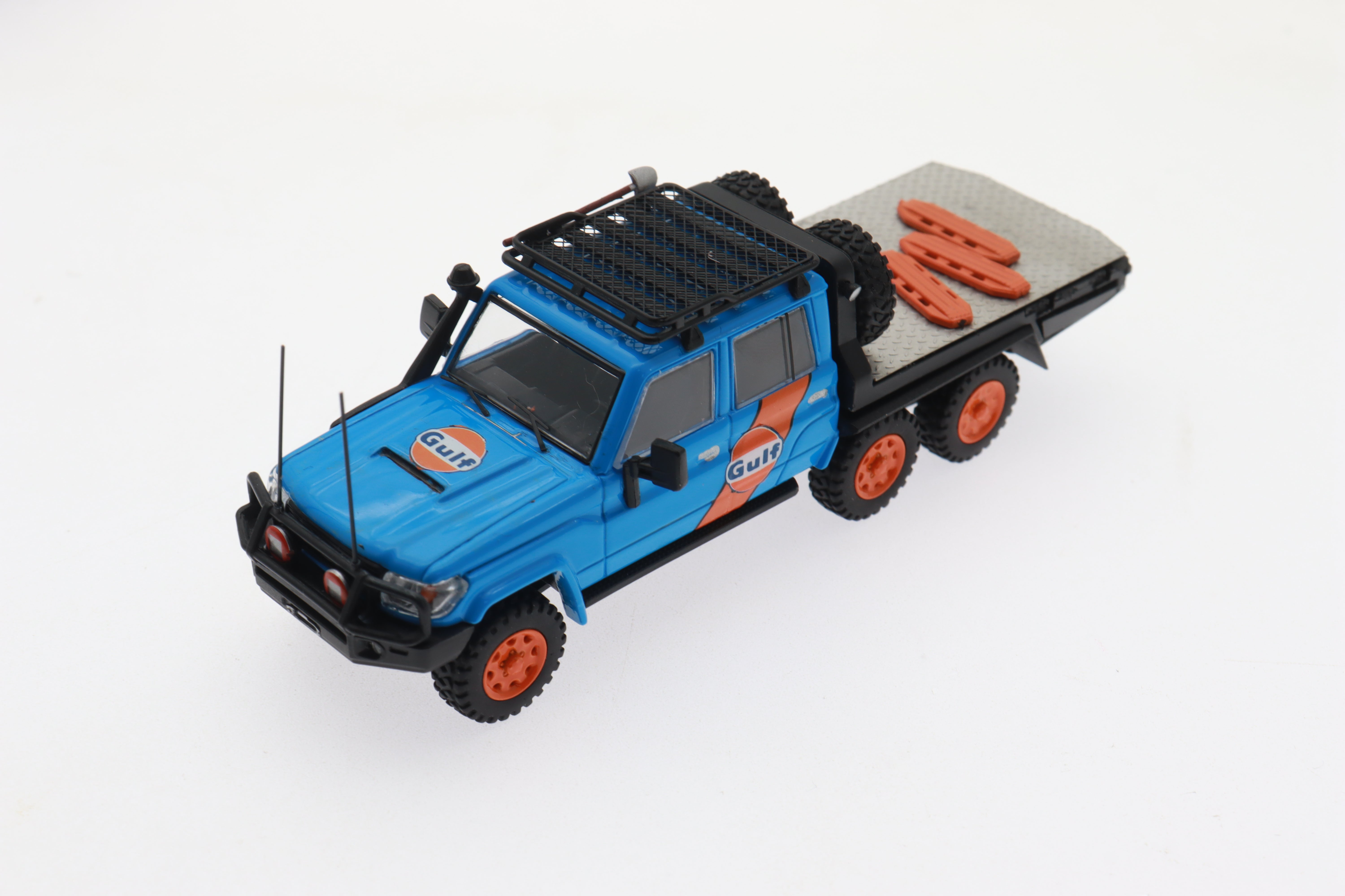 Autobots Models 1:64 Toyota Land Cruiser 79 Pickup 6x6 – Horizon