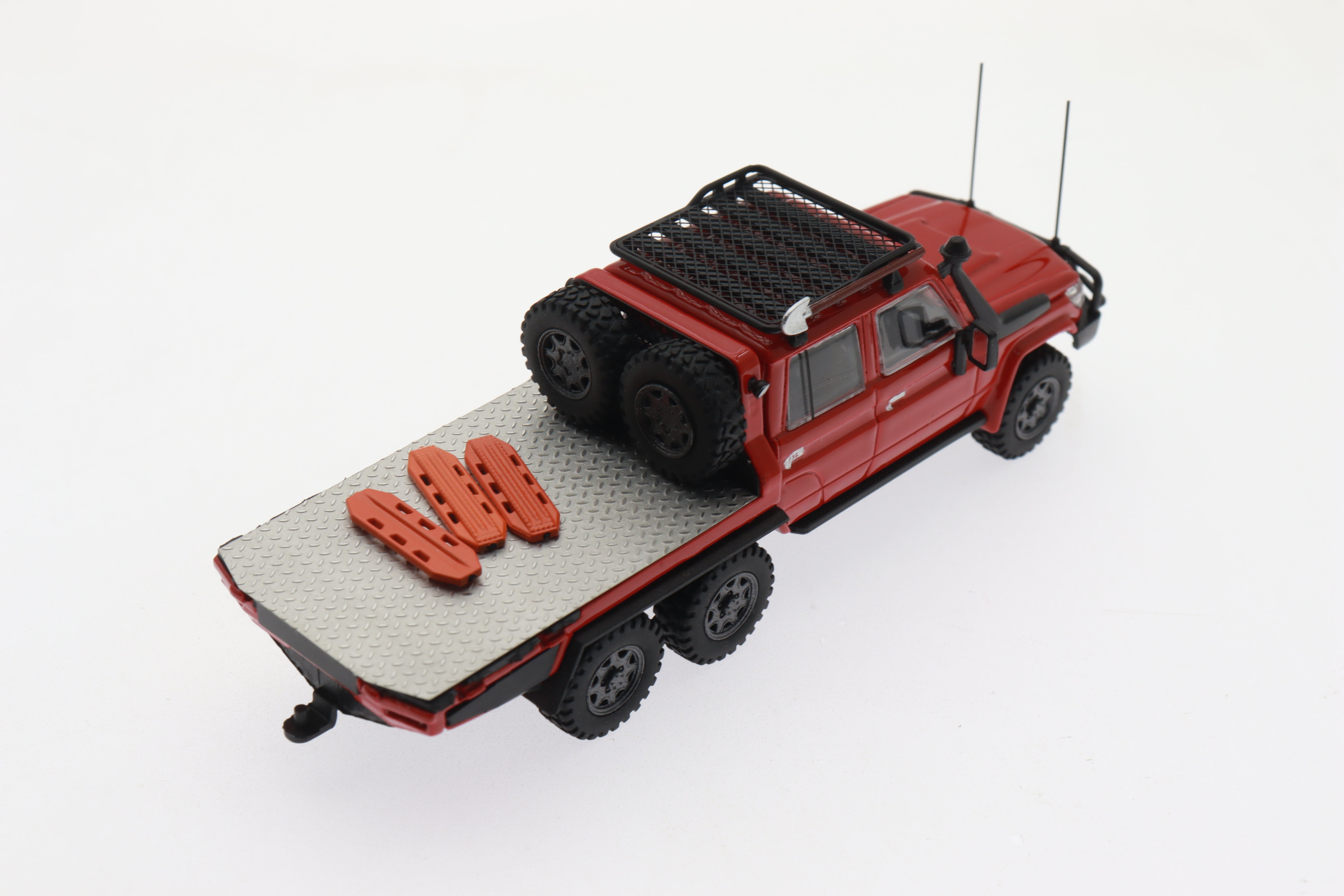 Autobots Models 1:64 Toyota Land Cruiser 79 Pickup 6x6 – Horizon
