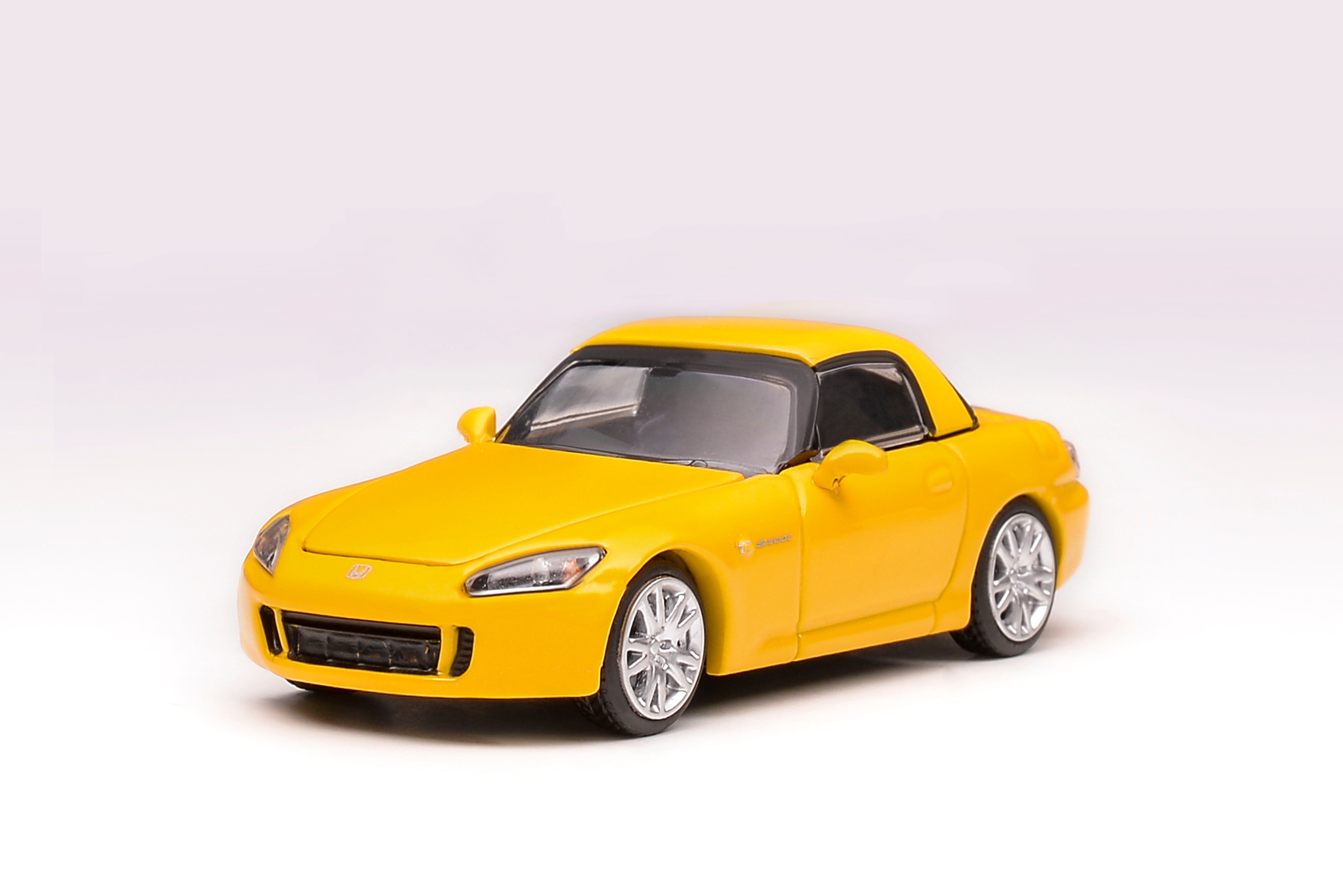 MOTORHELIX 1:64 Honda S2000 AP2 Assemble Magnetic Version