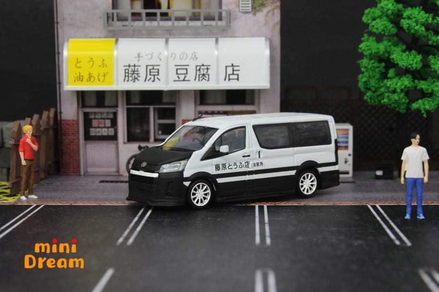 [Preorder] miniDREAM 1:64 Toyota Hiace H300 Fujiwara Livery