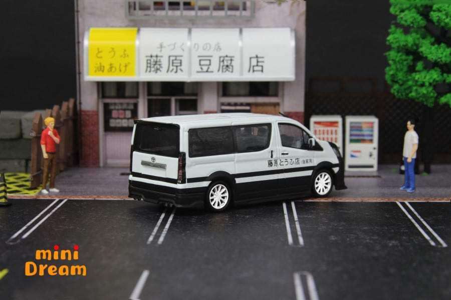 [Preorder] miniDREAM 1:64 Toyota Hiace H300 Fujiwara Livery