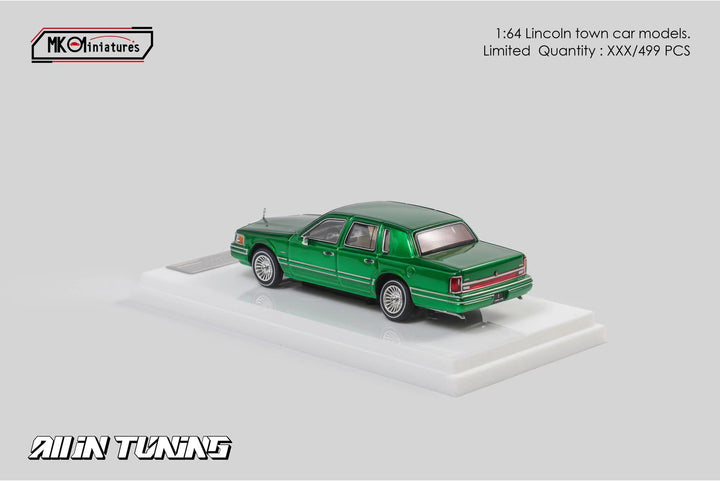 [Preorder] MK Miniatures 1:64 Lincoln Town Car Green