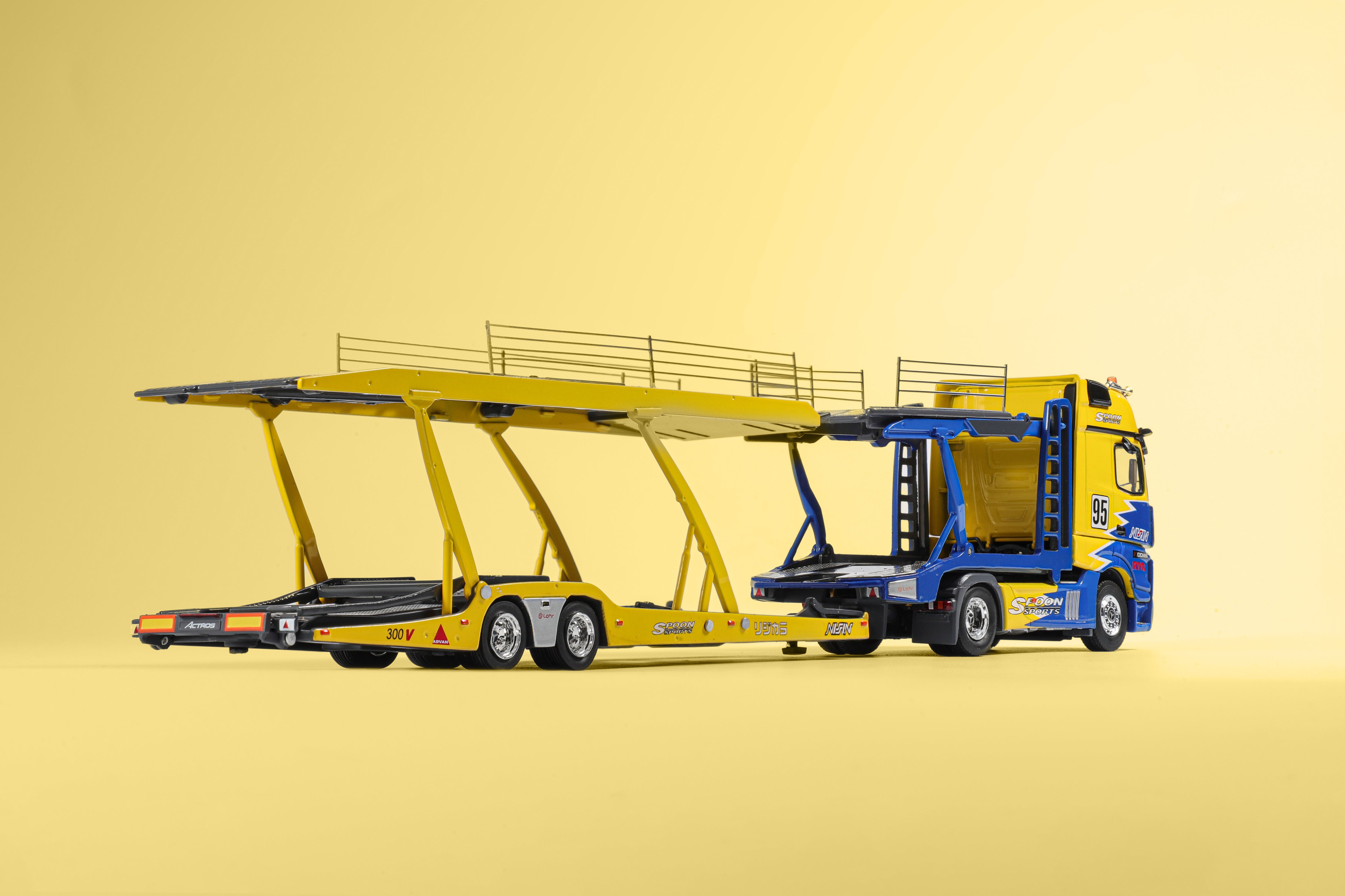 GCD Shadow Pro 1:64 Mercedes-Benz Actros Truck Spoon Livery