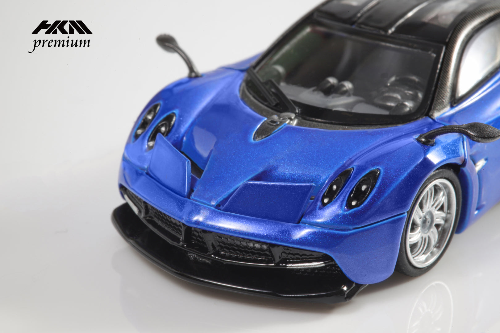 HKM Premium 1/64 パガーニ ウアイラ HKM Premium 1:64 Pagani Huayra Coupe 2014 (3 Colors) – Horizon Diecast