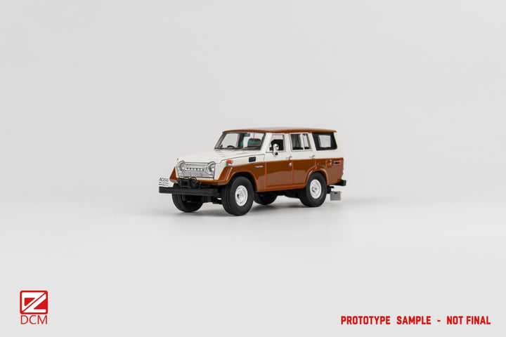 [Preorder] DCM 1:64 Toyota Land Cruiser FJ55 (4 Colors)