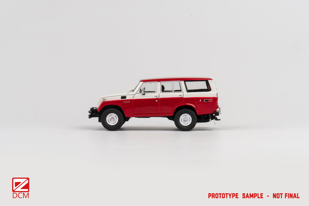 [Preorder] DCM 1:64 Toyota Land Cruiser FJ55 (4 Colors)