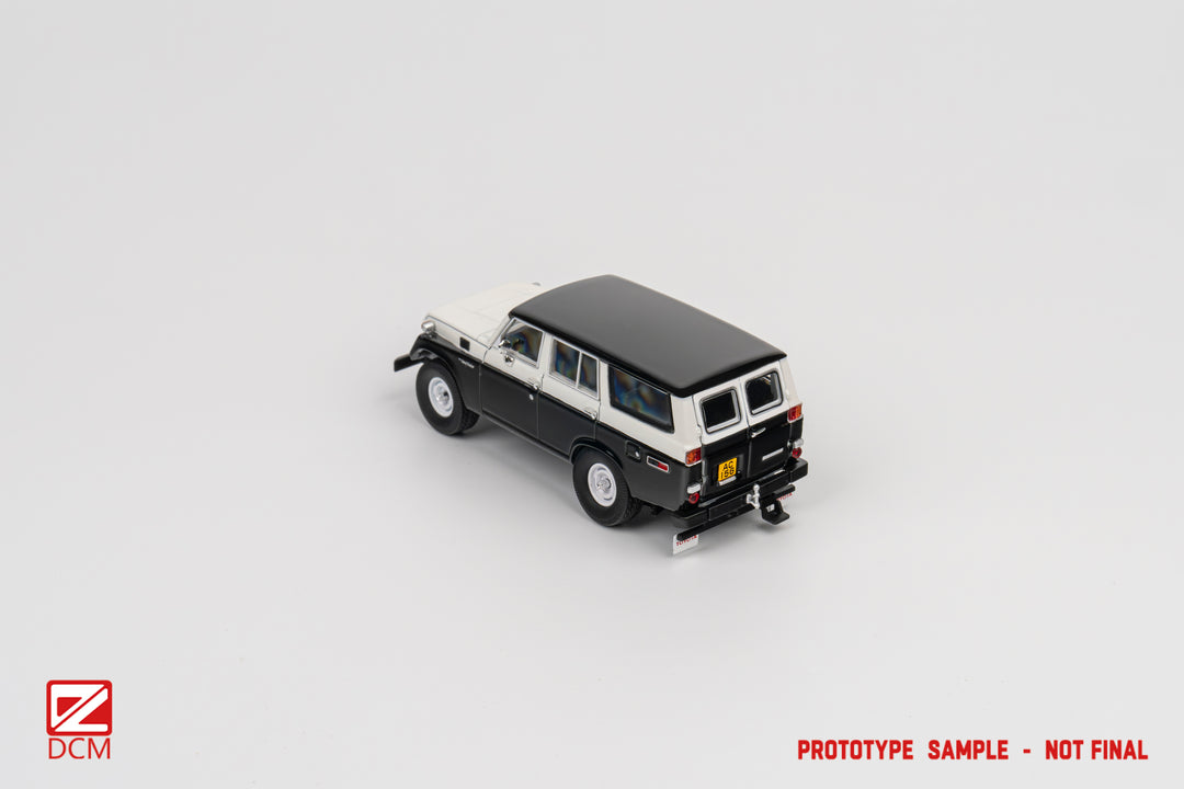 [Preorder] DCM 1:64 Toyota Land Cruiser FJ55 (4 Colors)