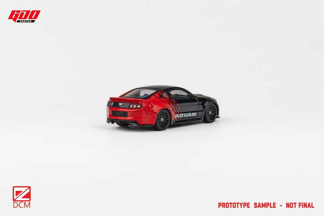 [Preorder] GDO Hunter x DCM Ford Mustang 2014 (2 Colors)