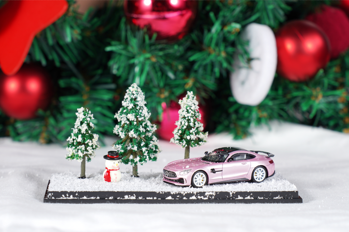 [Preorder] Fine works64 1:64 Mercedes-Benz AMG GTR Metallic Pink Christmas