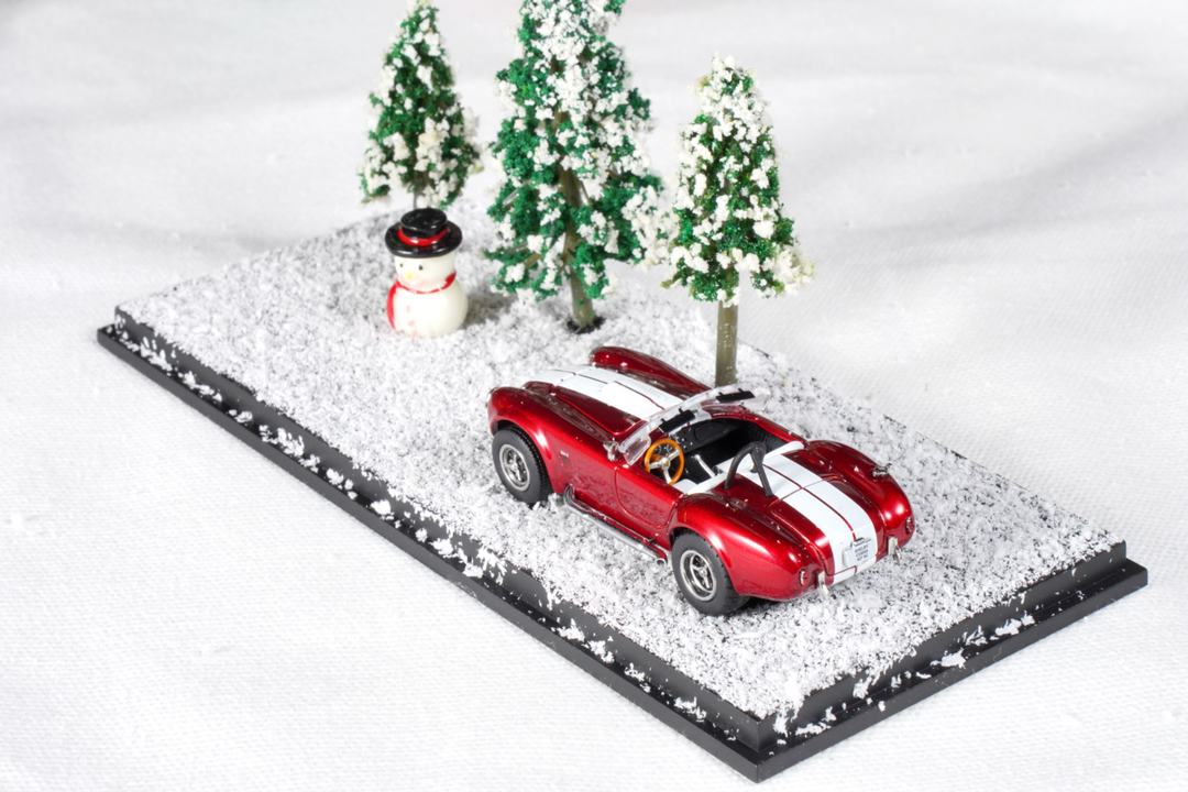 [Preorder] Fine works64 1:64 Shelby 427 Metallic Red Christmas