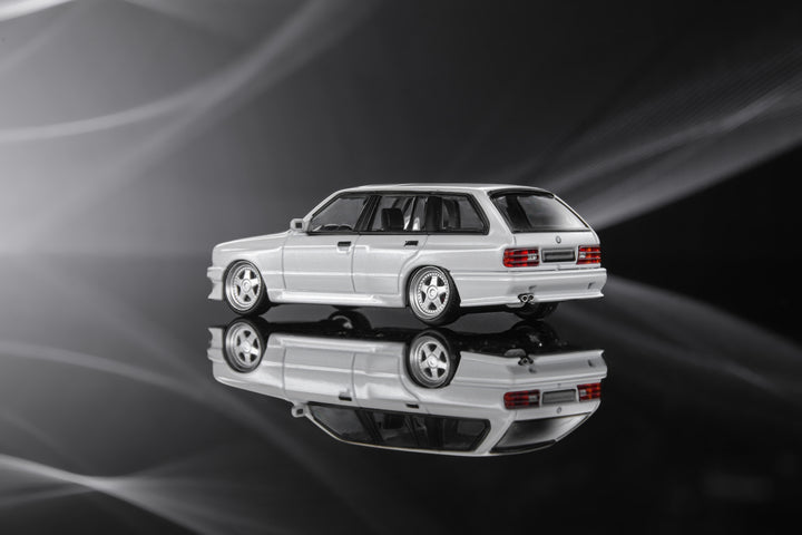 [Preorder] Mortal 1:64 BMW E30 3 Series Touring Opening Hood (4 Versions)