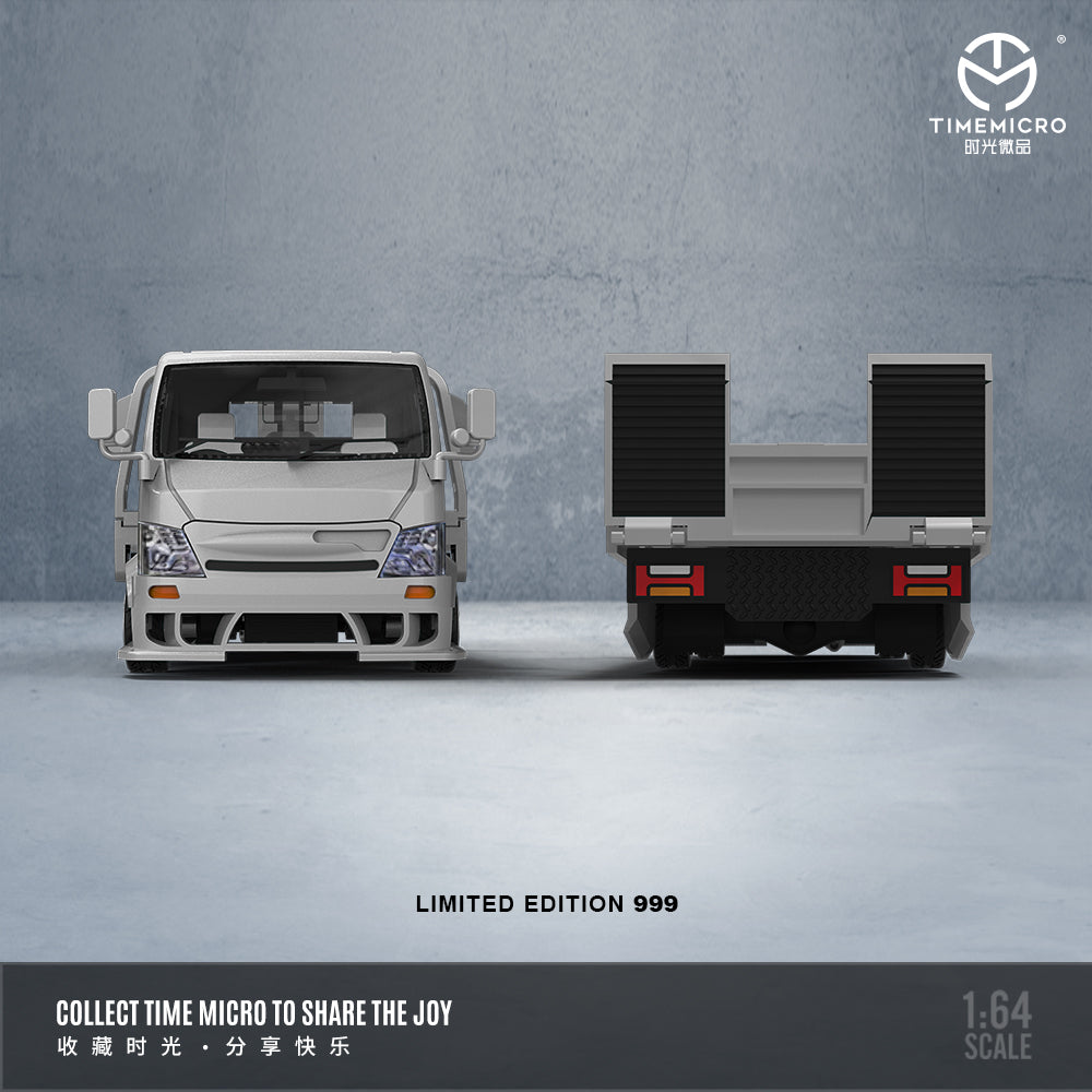 Time Micro 1:64 H300 Flatbed Trailer & Nissan GT-R R35 Silver Blue Liv ...