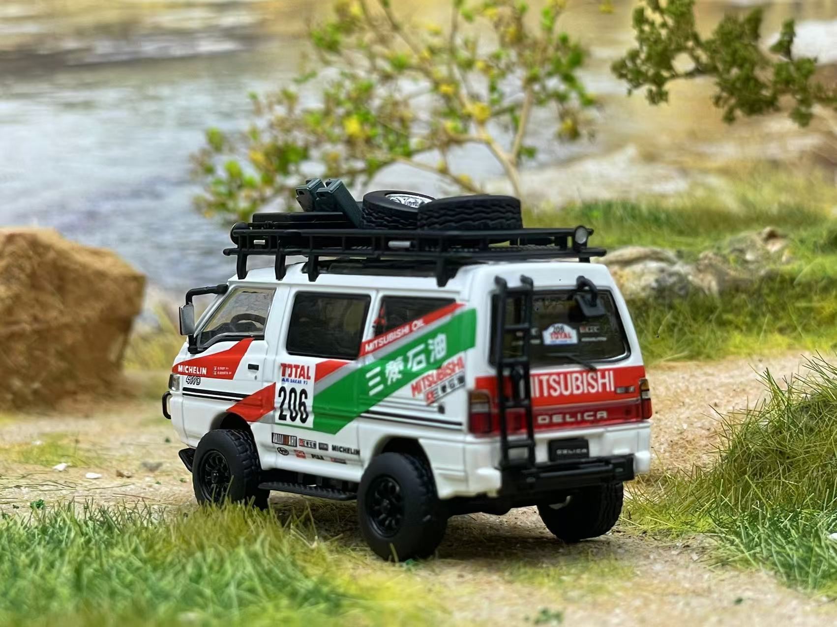 ミニカー Autobots models DELICA 1/64 Autobots Models 1:64 Mitsubishi Delica 4X4 Star Wagon Van