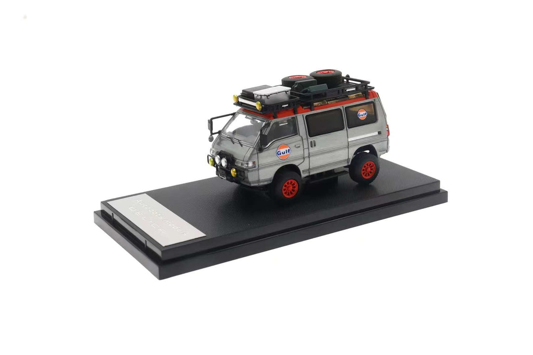 Autobots Models 1:64 Mitsubishi Delica 4x4 Off-Road Version (3 Colors)