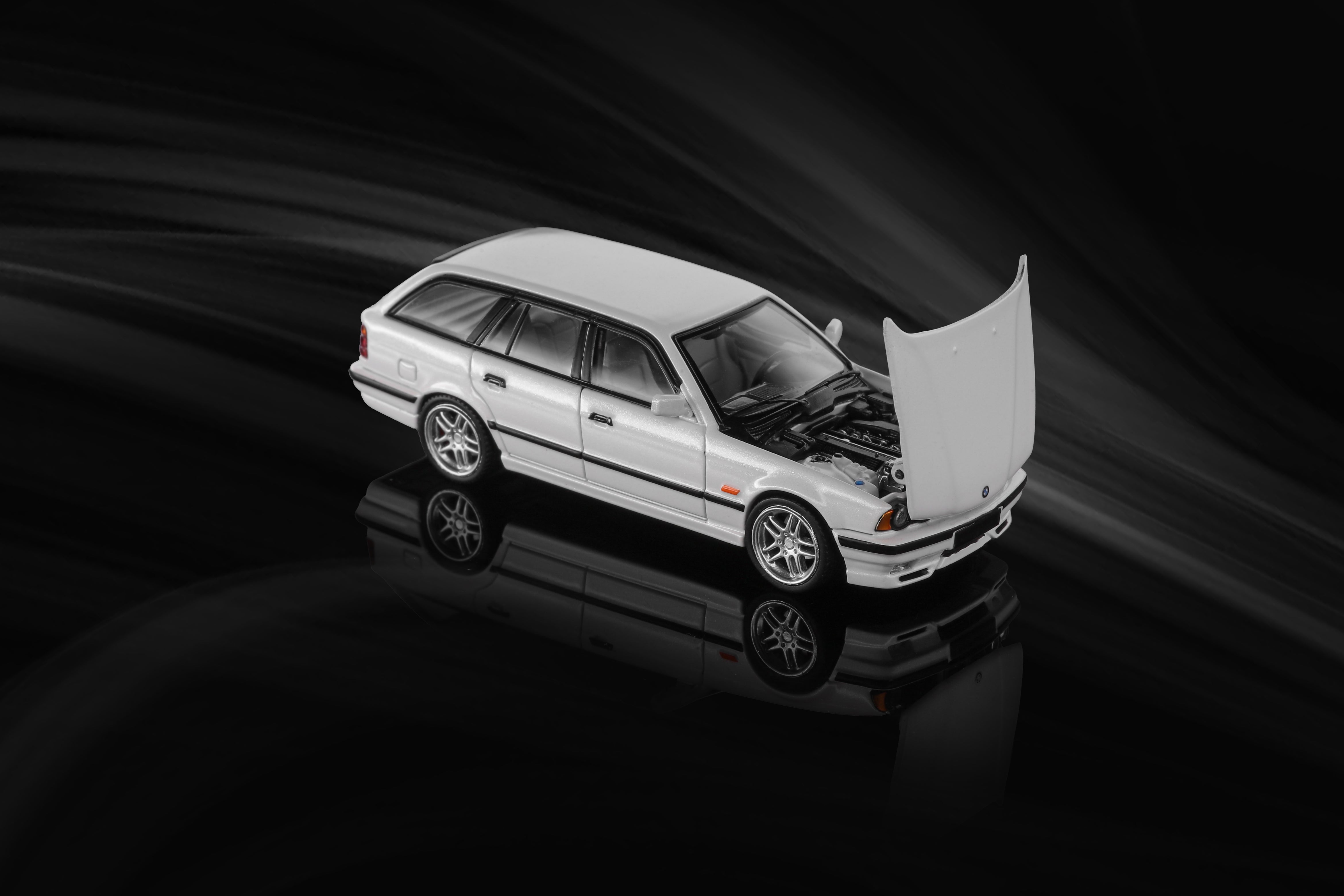 Mortal 1:64 BMW E34 Touring Opening Hood (4 Colors) – Horizon Diecast