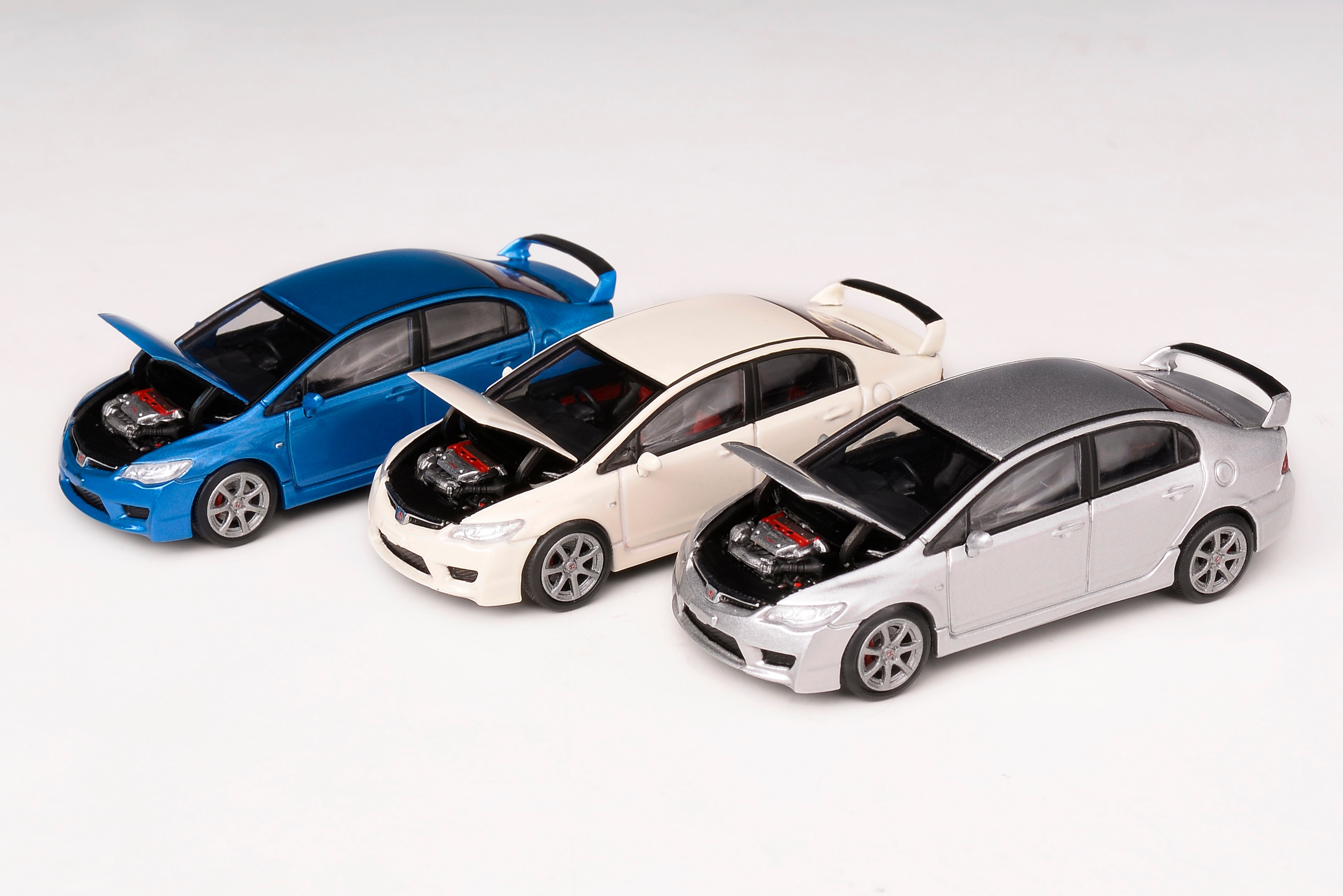 MOTORHELIX 1:64 Senior Series Honda Civic Type R (FD2) (3 Colors