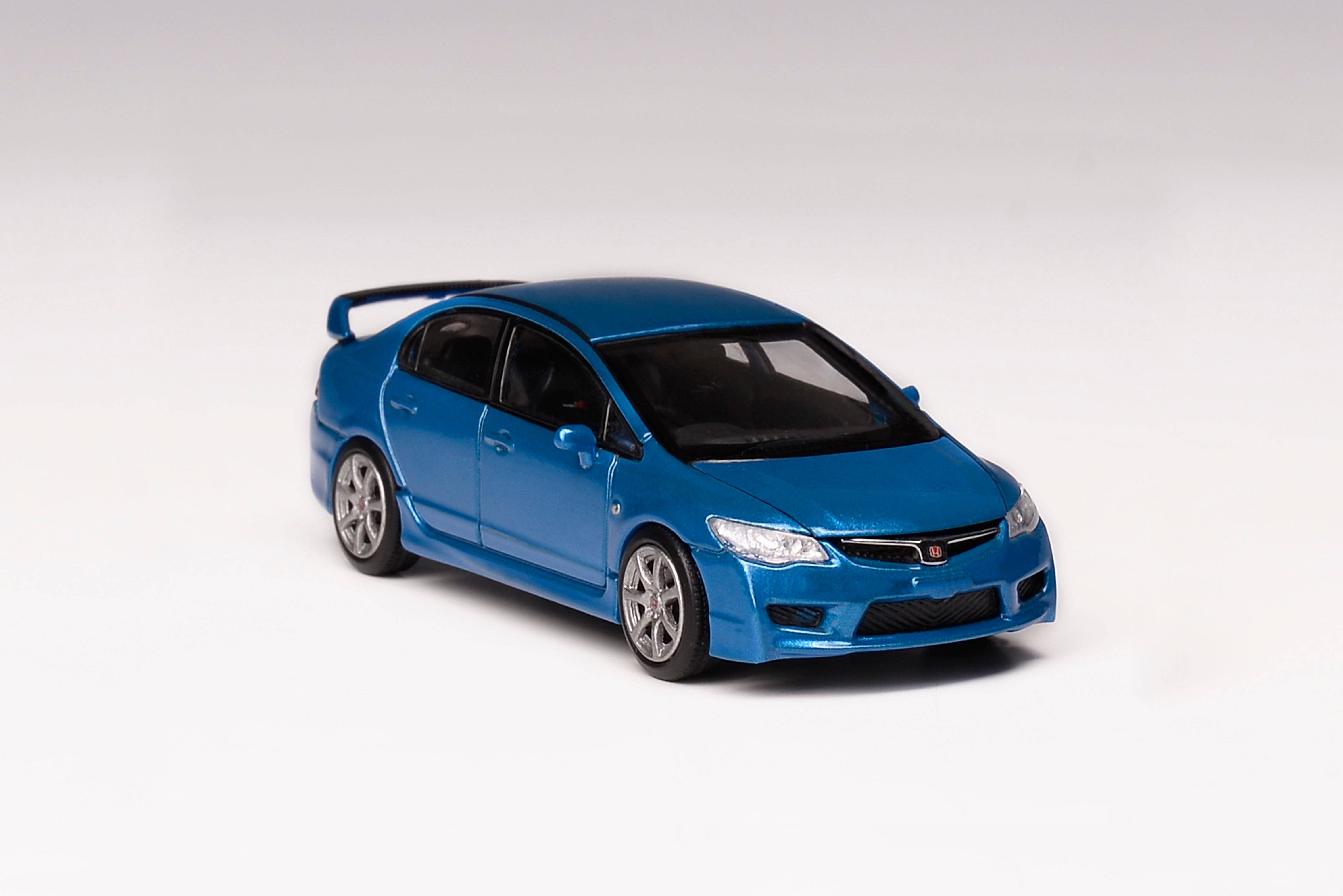 MOTORHELIX 1:64 Senior Series Honda Civic Type R (FD2) (3 Colors