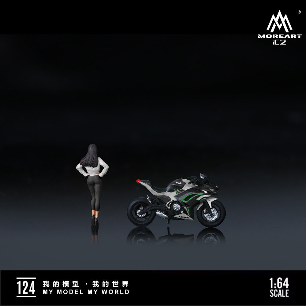 [Preorder] MoreArt 1:64 KAWASAKI NINJA650 BLACK AND WHITE FLORAL MOTORCYCLE Girl MO222124