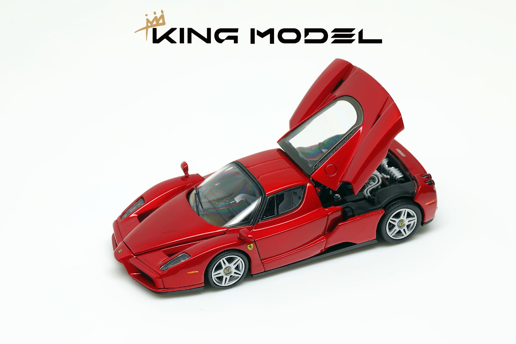 King Model 1:64 Enzo - Metallic Red (2 Versions) – Horizon Diecast