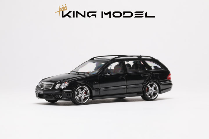 [Preorder] King Model 1:64 Mercedes-Benz E63 AMG Travel Version W211 (2 Colours)