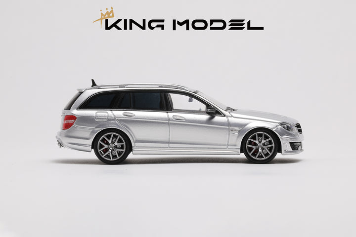 [Preorder] King Model 1:64 Mercedes-Benz C63 AMG Travel Version W204 (2 Colours)