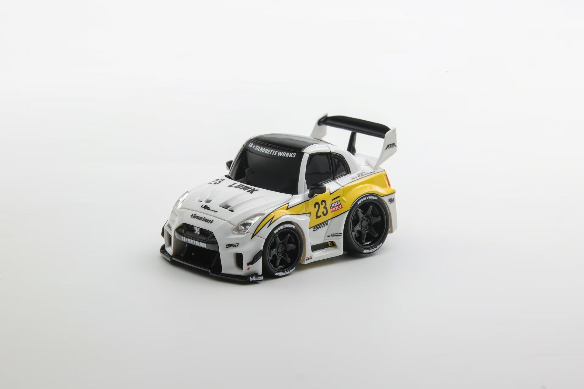 KR Studio 1:64 Nissan GTR R35 (4 Colours) – Horizon Diecast