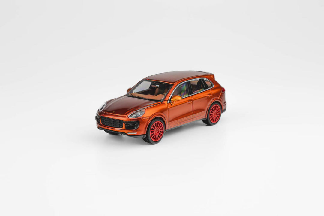 [Preorder] DM Model 1:64 Porsche Cayenne Turbos 2014 (5 Colors)