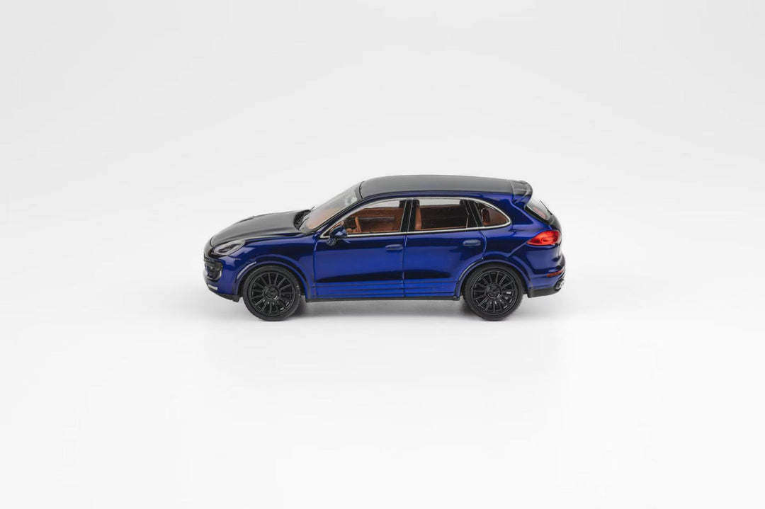 [Preorder] DM Model 1:64 Porsche Cayenne Turbos 2014 (5 Colors)