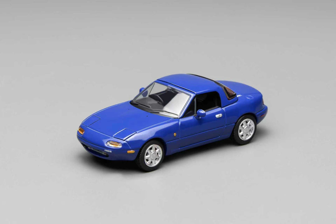 [Preorder] MOTORHELIX 1:64 Mazda MX-5 Miata (NA)LHD (2 Colors)