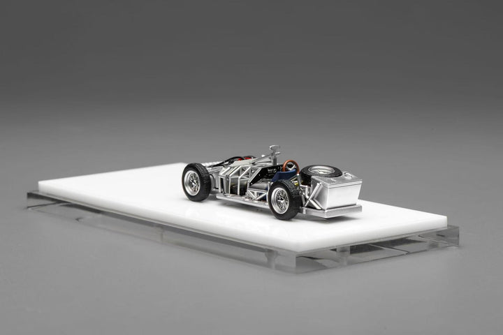 [Preorder] MOTORHELIX 1:64 Maserati Spaceframe w/ Engine  I/M63701 Birdcage