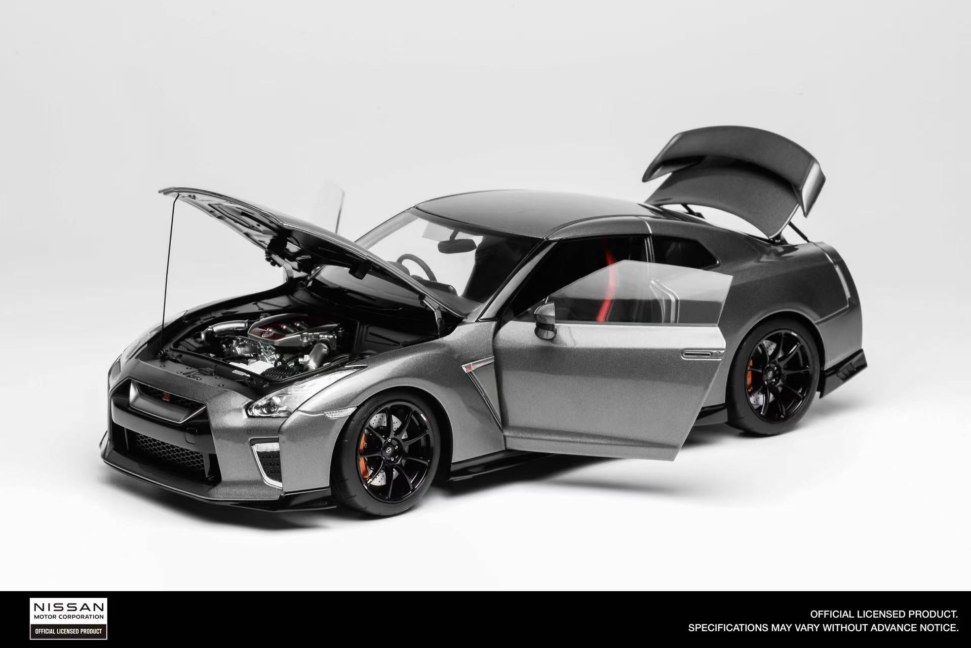 Motorhelix 1:18 Nissan GT-R (R35) Track Edition Engineered by