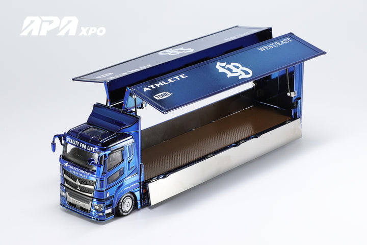 [Preorder] GCD 1:64 LBWK Mitsubishi Fuso Super Great Transport Truck Chrome Blue APA XPO Exclusive
