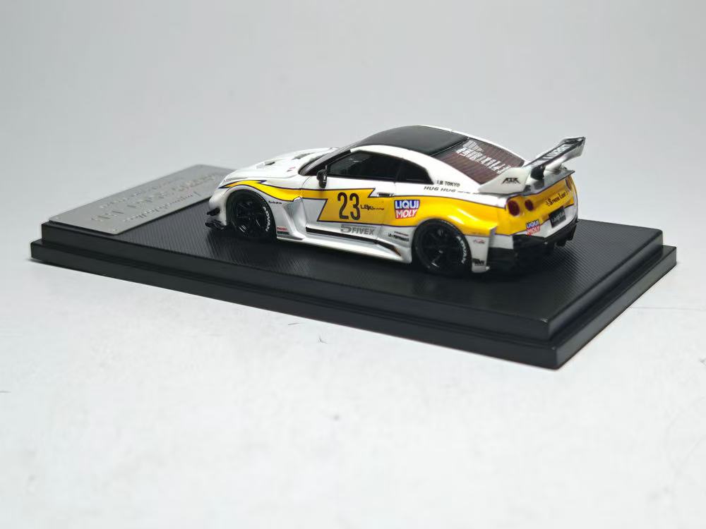 [Preorder] Model Collect 1:64 LBWK Nissan GTR GT White Flash Livery (2 Colours)