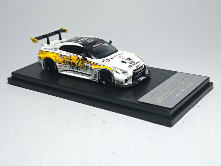 [Preorder] Model Collect 1:64 LBWK Nissan GTR GT White Flash Livery (2 Colours)