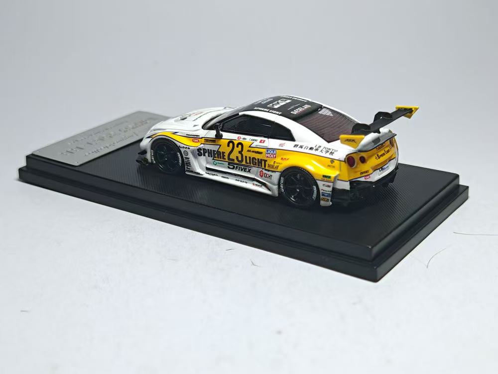 [Preorder] Model Collect 1:64 LBWK Nissan GTR GT White Flash Livery (2 Colours)