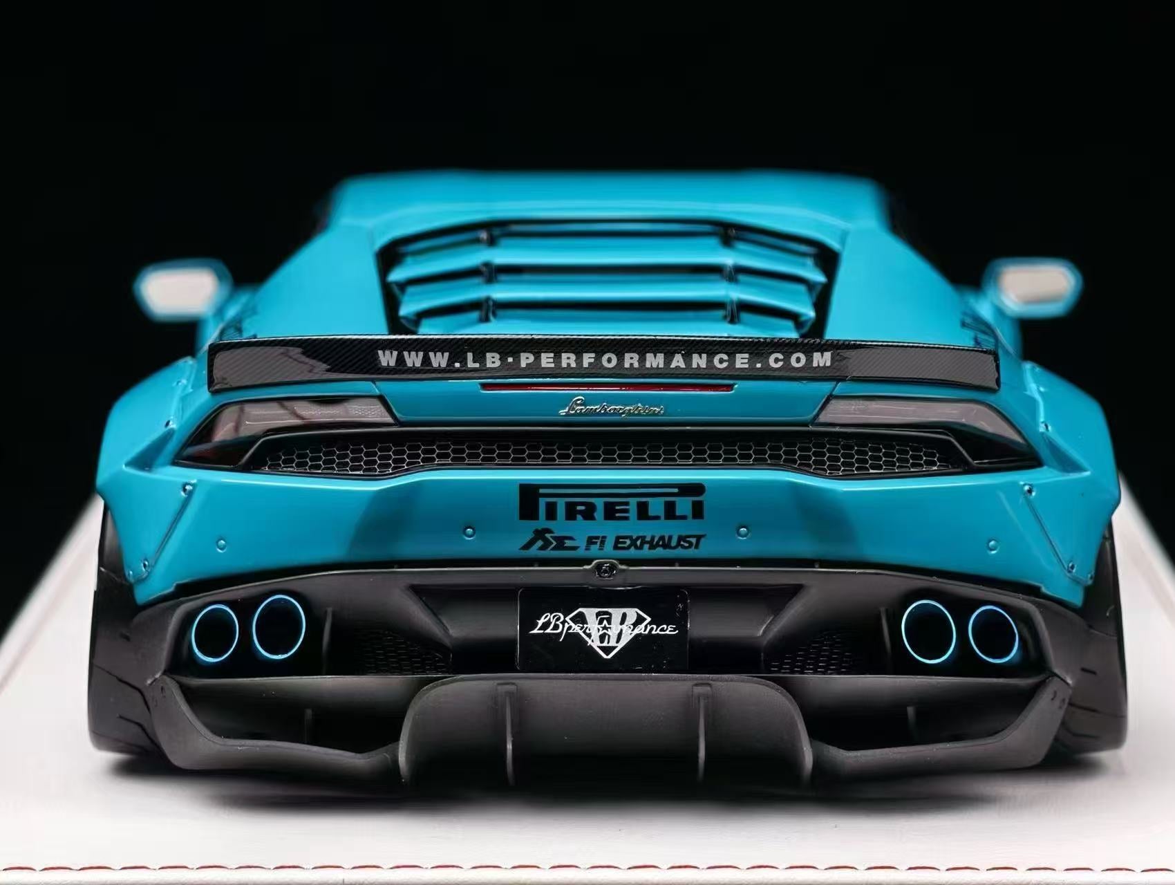 Preorder] LB-PERFORMANCE 1:18 LIBERTY WALK Lamborghini Huracan