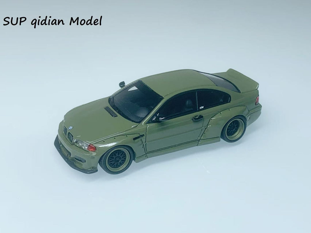 [Preorder] SUP qidian Model 1:64 BMW E46 M3 CSL 3 Series Coupe 4th Generation Lowside Wide-body Modified Metal Wheels And Exhaust Resin Model (2 Colors)