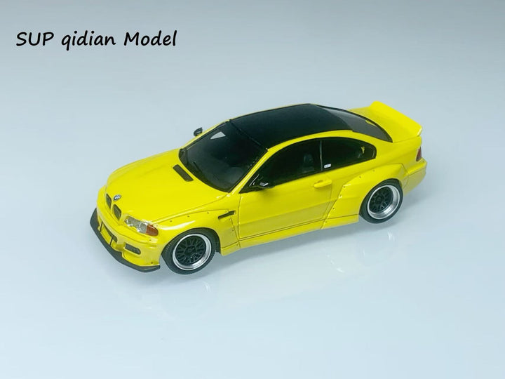 [Preorder] SUP qidian Model 1:64 BMW E46 M3 CSL 3 Series Coupe 4th Generation Lowside Wide-body Modified Metal Wheels And Exhaust Resin Model (2 Colors)
