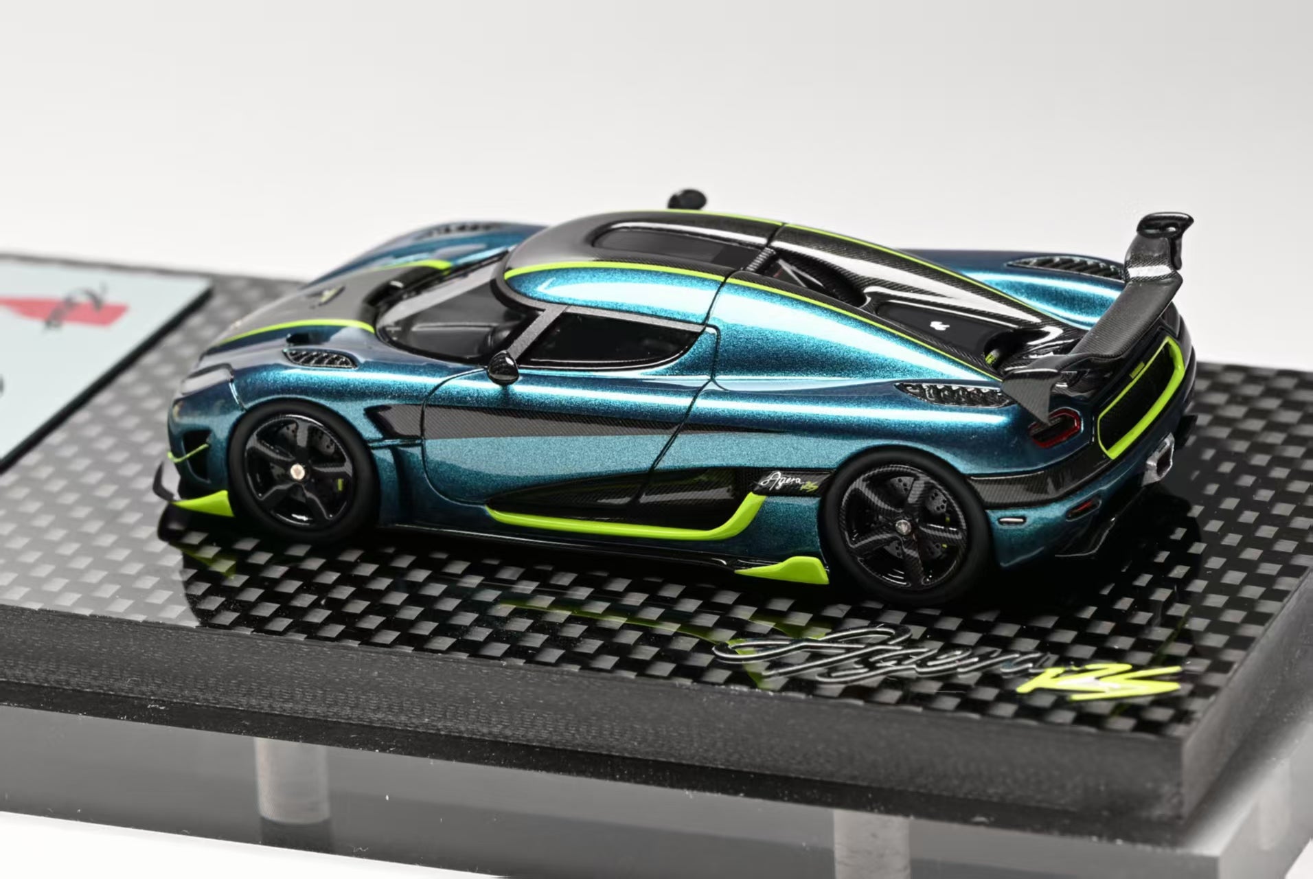 GUO 1/64　ケーニグセグ アゲーラ RS フェニックス Koenigsegg Agera RS Golden Phoenix 1/64 Frontiart F127-156
