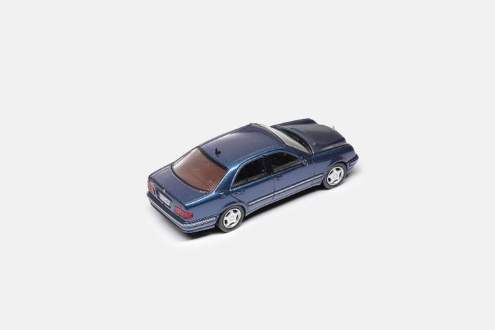 [Preorder] Maxwell Model 1:64 Mercedes-Benz E320 W210 (4 Colours)