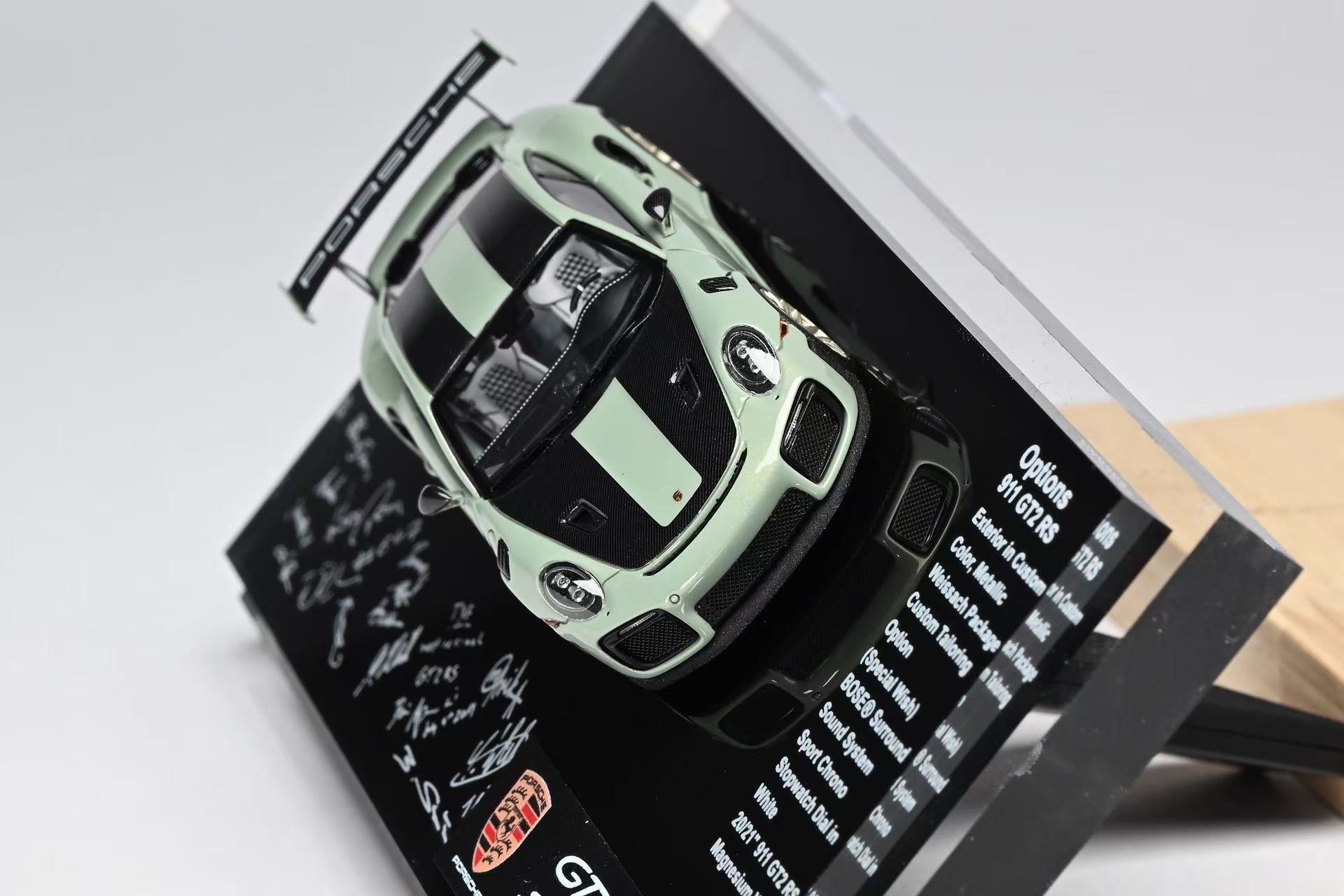 DMH 1:64 Porsche 911 GT2 RS Urban Bamboo – Horizon Diecast