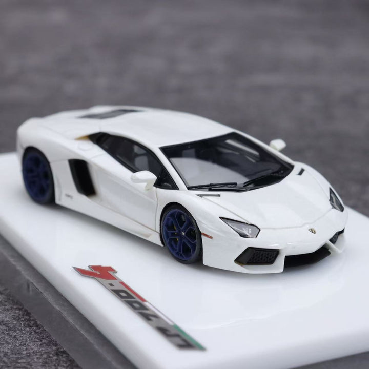 [Preorder] Tardis 1:64 Lamborghini LP700 (2 Colours)