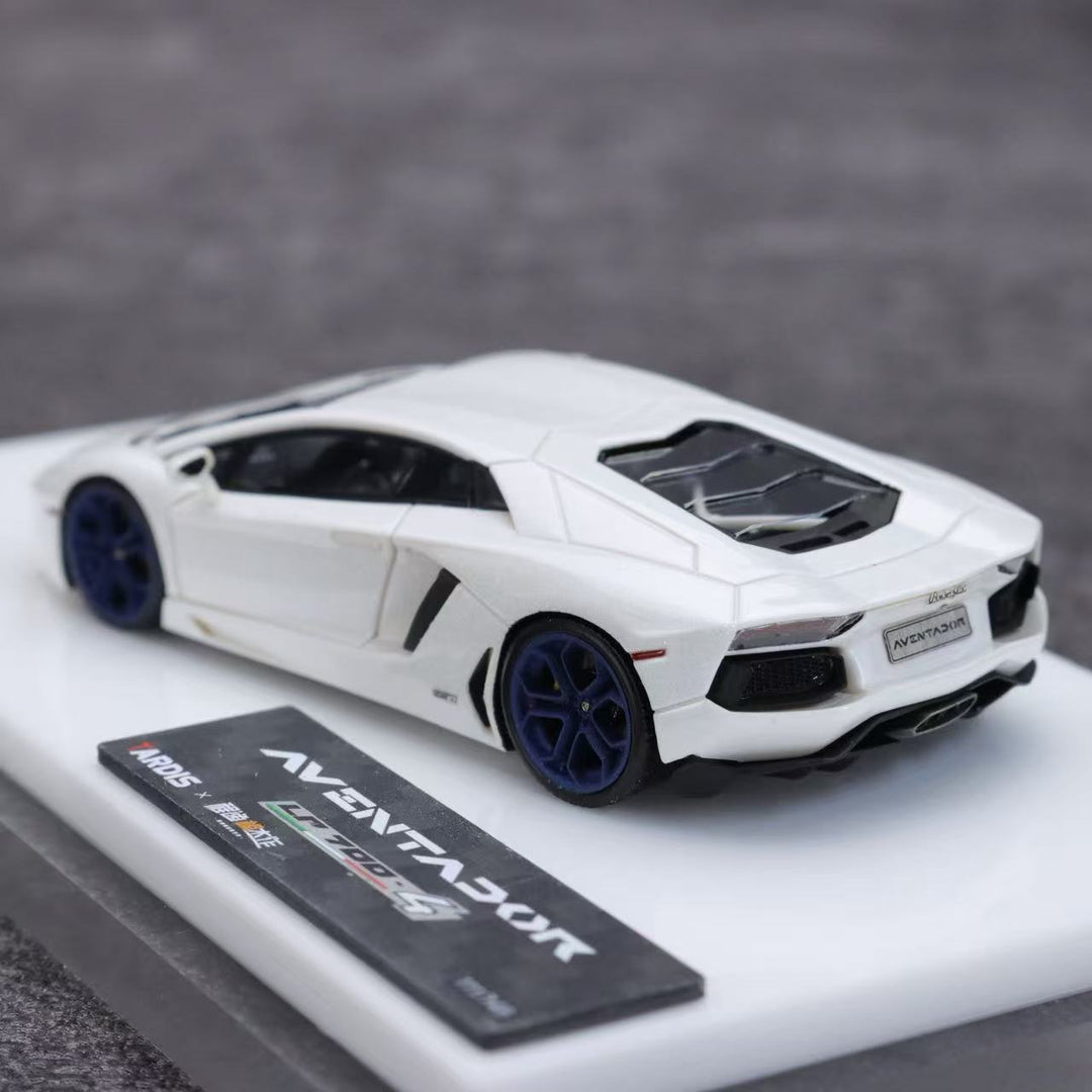 [Preorder] Tardis 1:64 Lamborghini LP700 (2 Colours)