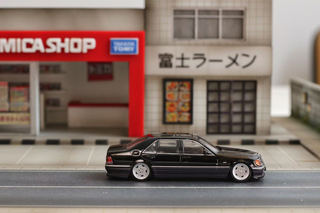 [Preorder] Street Weapon 1:64 Benz S600 W140 Black (2 Variants)
