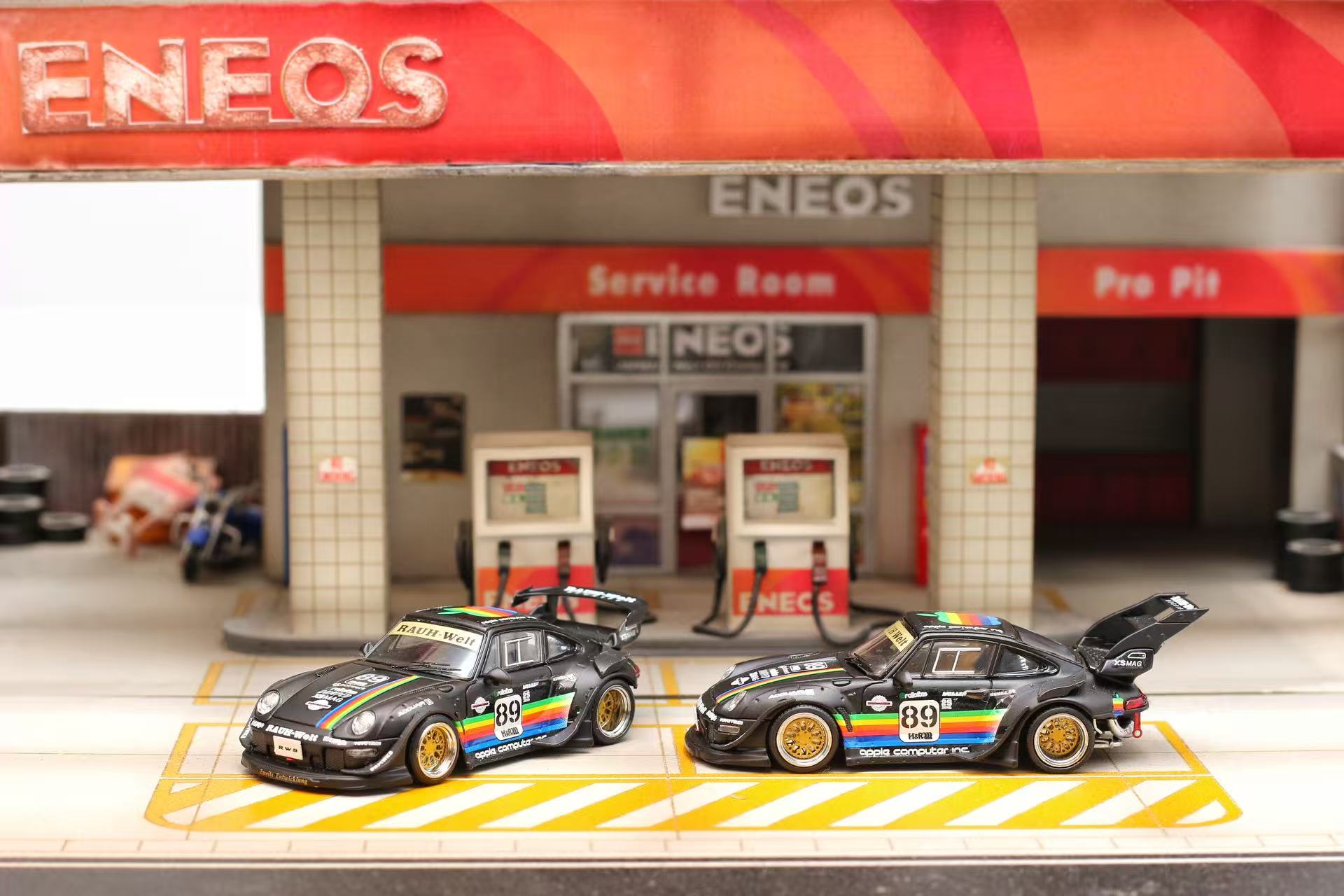 Street Weapon 1:64 RWB 993 Matte Black Apple (2 Variants
