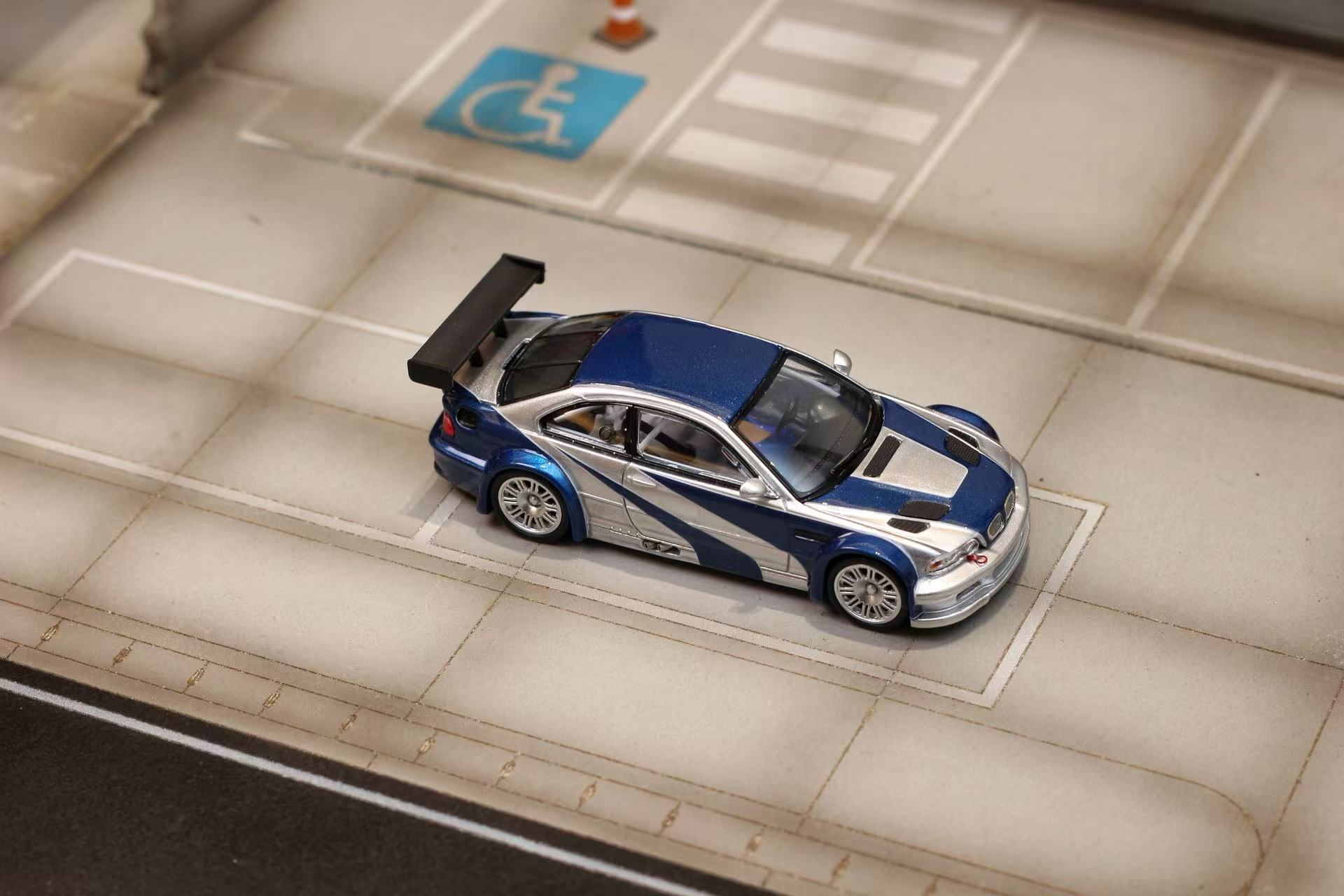 Preorder] Ghost Player 1:64 BMW E46 M3 GTR Need for Speed Livery